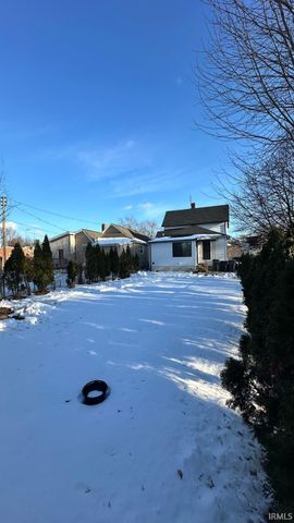 1222 W Franklin Street, Elkhart, IN 46516