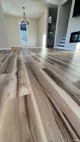 1222 W Franklin Street, Elkhart, IN 46516