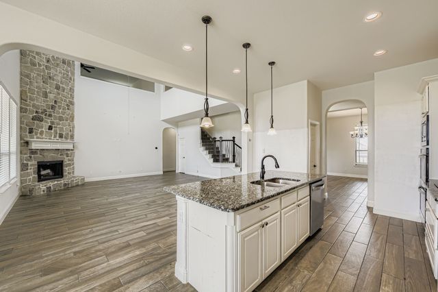 150 Fire Wheel Drive, Waxahachie, TX 75167