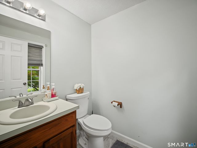 46 Bentley Drive, Manchester, CT 06042