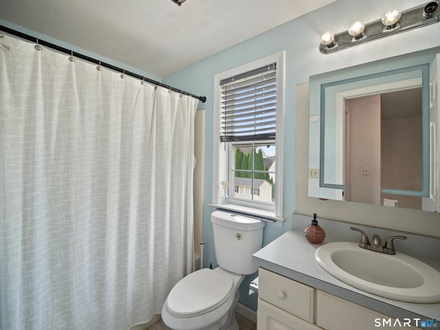 46 Bentley Drive, Manchester, CT 06042