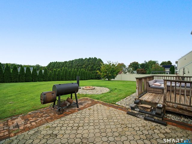 46 Bentley Drive, Manchester, CT 06042