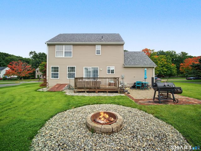 46 Bentley Drive, Manchester, CT 06042