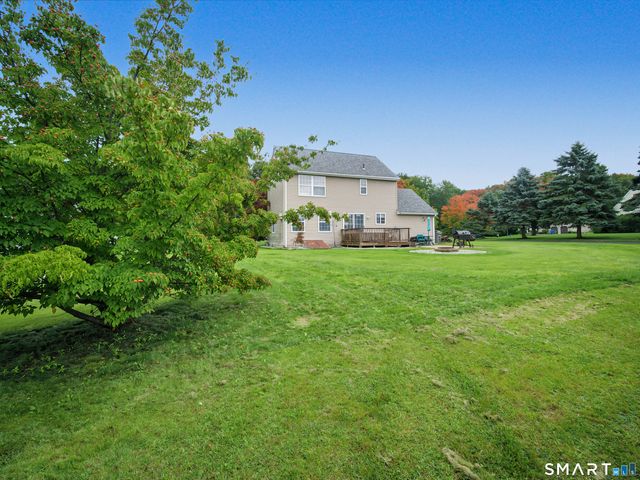 46 Bentley Drive, Manchester, CT 06042