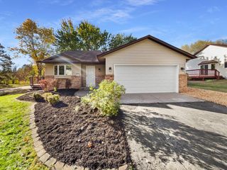 5312 Ojibway Avenue N, Oak Park Heights, MN 55082