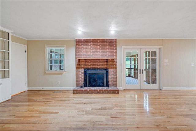 9590 Lee Hwy, Fincastle, VA 24090