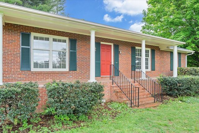 9590 Lee Hwy, Fincastle, VA 24090