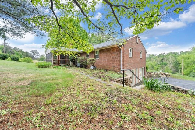9590 Lee Hwy, Fincastle, VA 24090