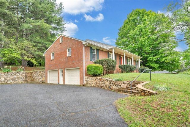 9590 Lee Hwy, Fincastle, VA 24090