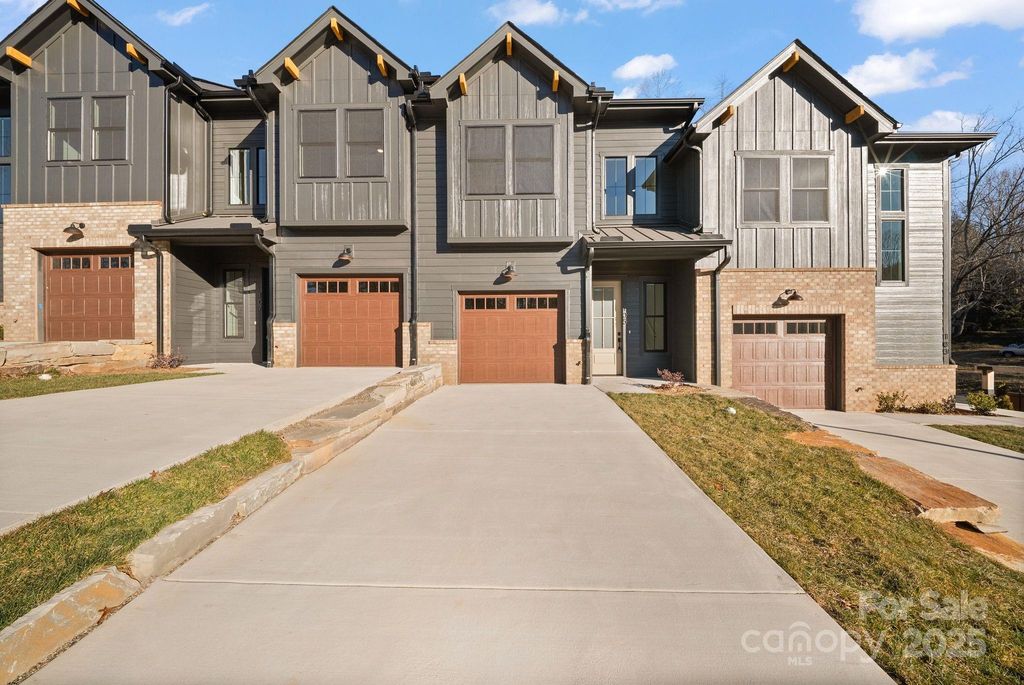 105 Collin Place 2, Asheville, NC 28804