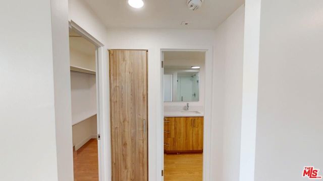 2700 Neilson Way 1033, Santa Monica, CA 90405