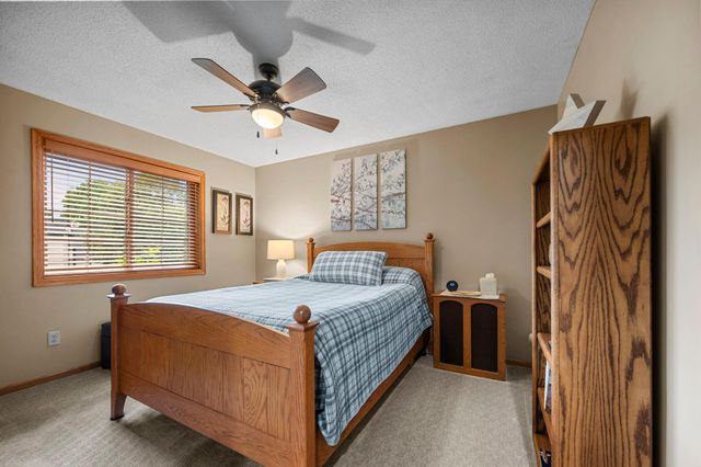 12500 Dorchester Trail, Apple Valley, MN 55124