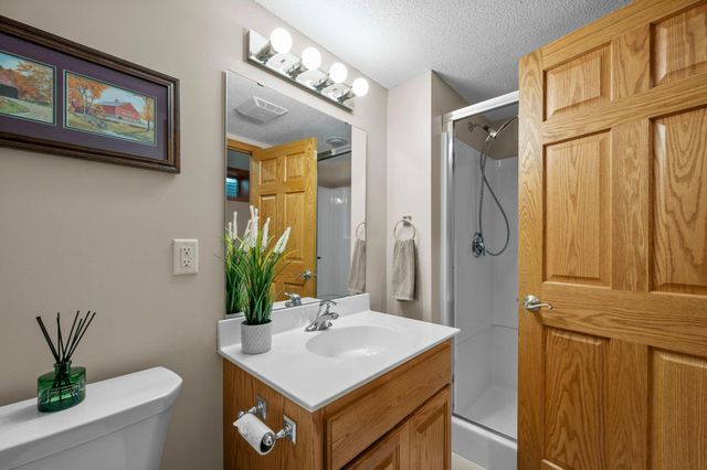 12500 Dorchester Trail, Apple Valley, MN 55124