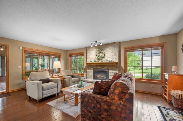 12500 Dorchester Trail, Apple Valley, MN 55124