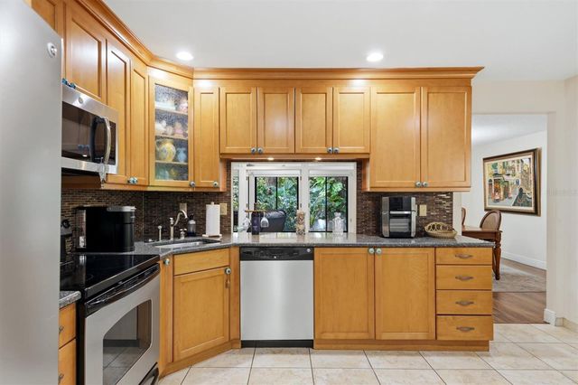 3351 THORNWOOD ROAD 3351, Sarasota, FL 34231