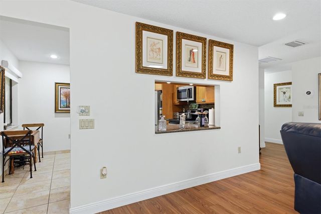 3351 THORNWOOD ROAD 3351, Sarasota, FL 34231