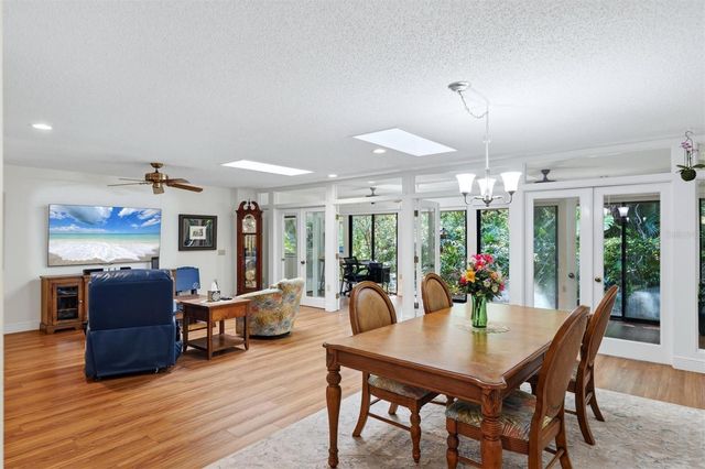 3351 THORNWOOD ROAD 3351, Sarasota, FL 34231