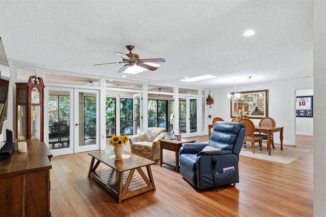 3351 THORNWOOD ROAD 3351, Sarasota, FL 34231