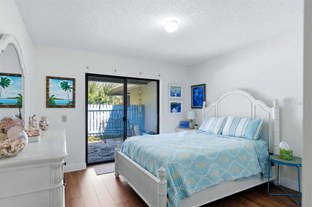 3351 THORNWOOD ROAD 3351, Sarasota, FL 34231