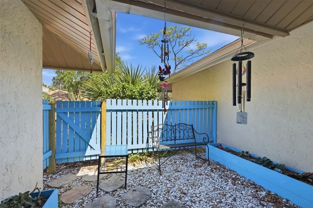 3351 THORNWOOD ROAD 3351, Sarasota, FL 34231
