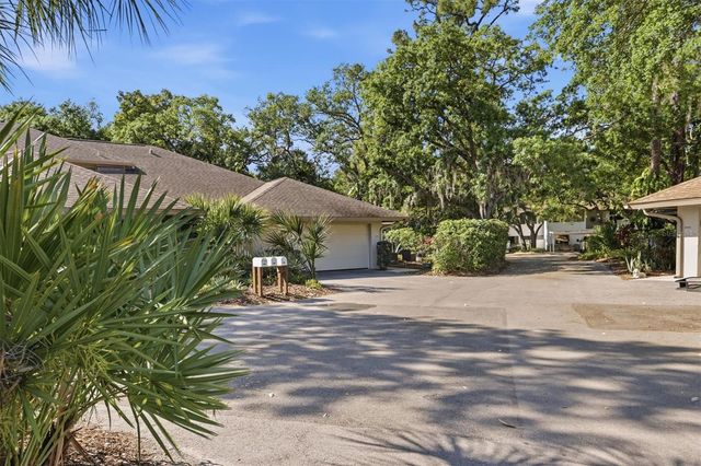 3351 THORNWOOD ROAD 3351, Sarasota, FL 34231