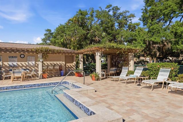 3351 THORNWOOD ROAD 3351, Sarasota, FL 34231