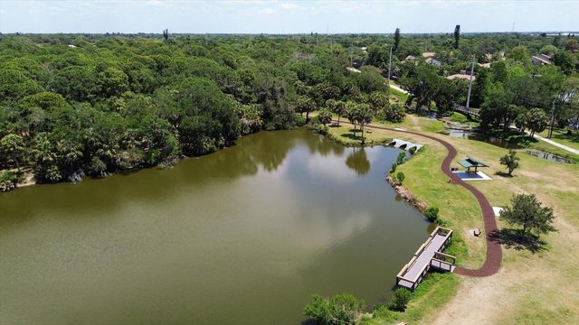 3351 THORNWOOD ROAD 3351, Sarasota, FL 34231