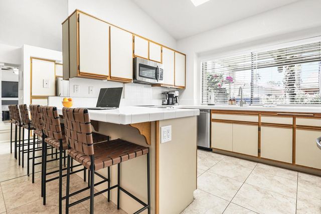 42315 Liolios Drive, Palm Desert, CA 92211