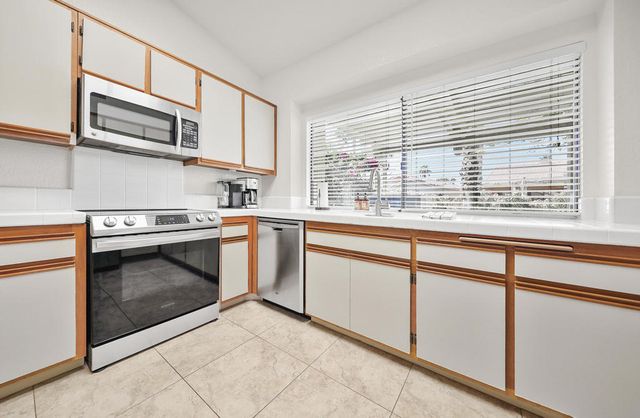 42315 Liolios Drive, Palm Desert, CA 92211