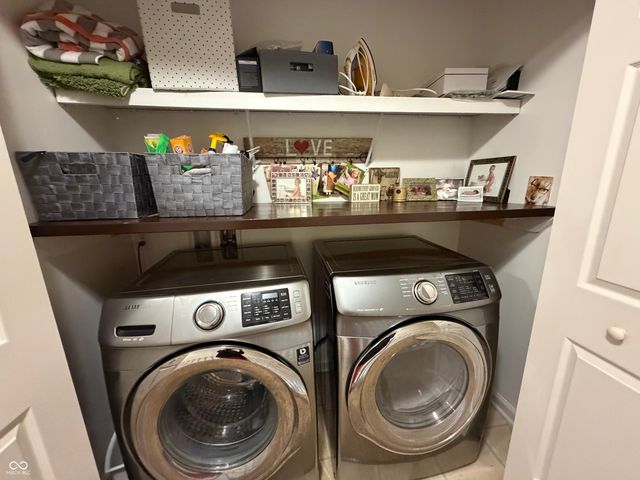 8222 Katrina Way, Fishers, IN 46038