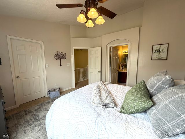 8222 Katrina Way, Fishers, IN 46038