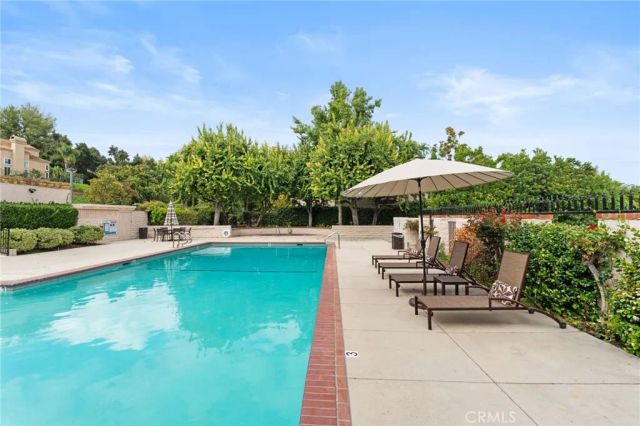 23034 Park Sorrento, Calabasas, CA 91302