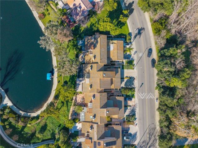 23034 Park Sorrento, Calabasas, CA 91302
