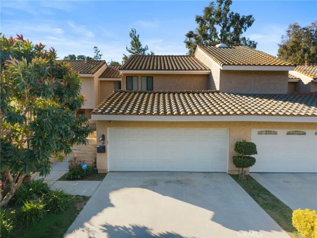 23034 Park Sorrento, Calabasas, CA 91302