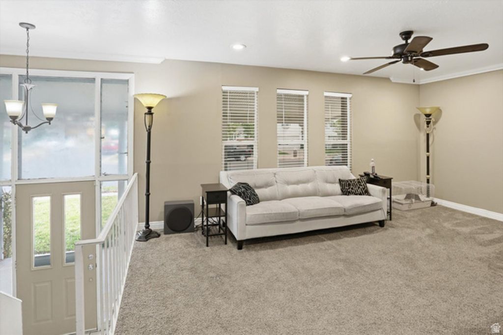 Image 5 of property listing at 4931 S 2825 W, Roy, UT 84067