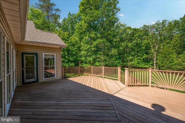 6134 WALKERS HOLLOW WAY, Locust Grove, VA 22508
