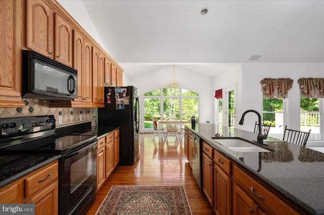 6134 WALKERS HOLLOW WAY, Locust Grove, VA 22508
