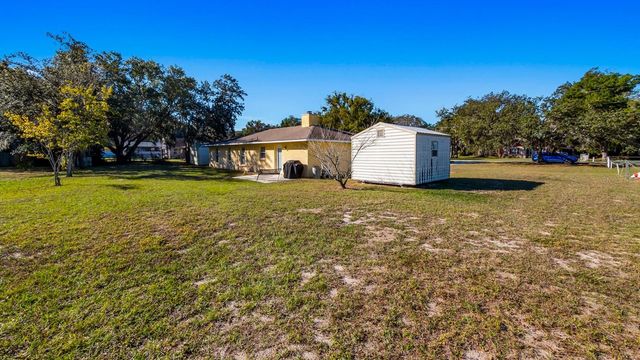 104 6TH AVENUE, Howey In The Hills, FL 34737