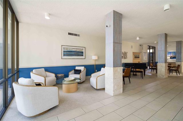 1400 BARCARROTA BOULEVARD 201, Bradenton, FL 34205