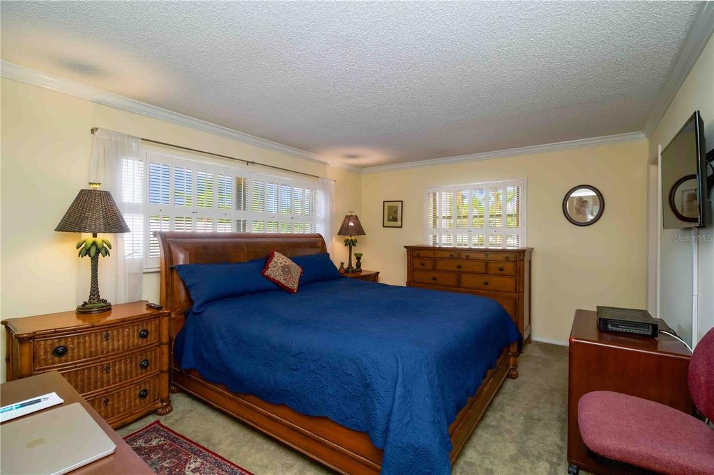 Image 23 of property listing at 1400 BARCARROTA BOULEVARD 201, Bradenton, FL 34205