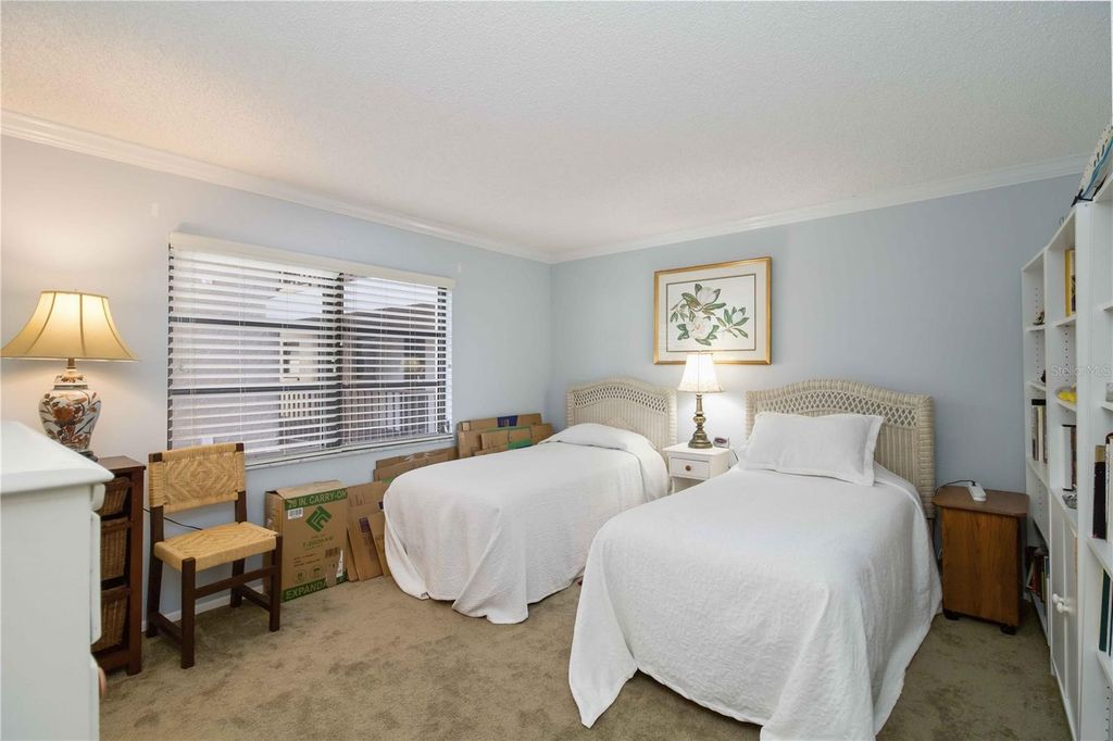 Image 24 of property listing at 1400 BARCARROTA BOULEVARD 201, Bradenton, FL 34205