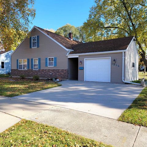 1936 S ADAMS STREET, Appleton, WI 54915
