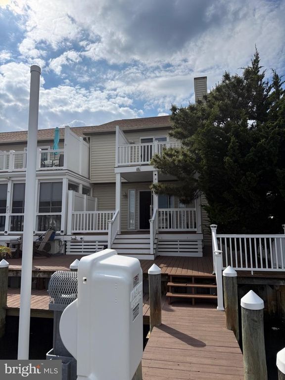 Image 1 of property listing at 13514-E HOLLY LN #3A, Ocean City, MD 21842