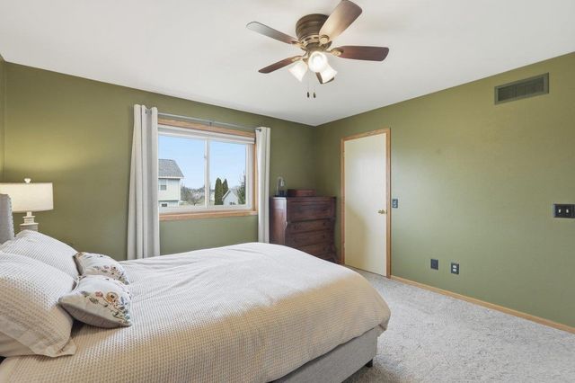 1129 Lincoln Road, Oregon, WI 53575