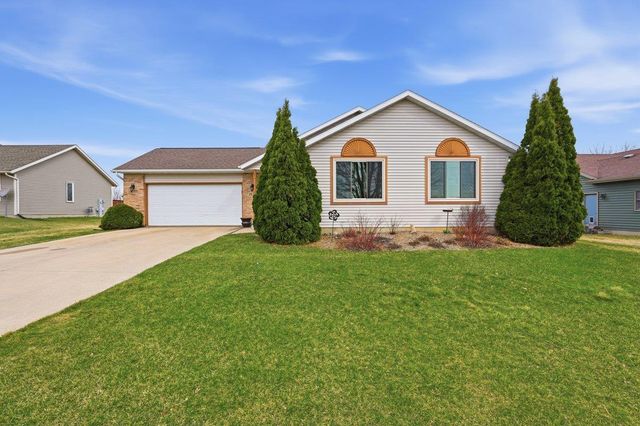 1129 Lincoln Road, Oregon, WI 53575