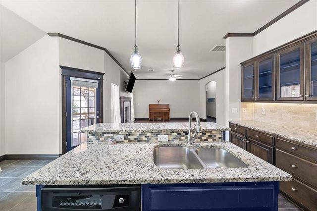 4324 NW 164th Terrace, Edmond, OK 73013