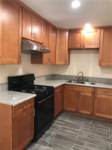 114 S 6th A, Alhambra, CA 91801