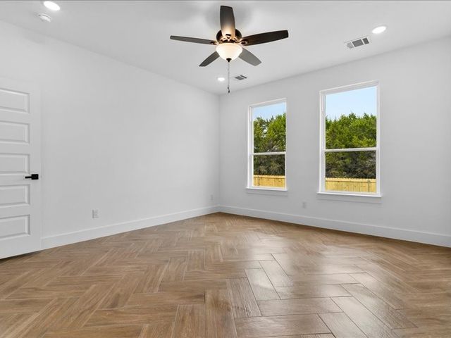 2518 Houston Drive, Granbury, TX 76048