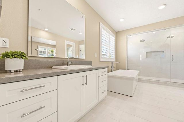 8490 Silent Tide Court, San Diego, CA 92127