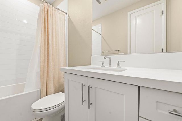 8490 Silent Tide Court, San Diego, CA 92127